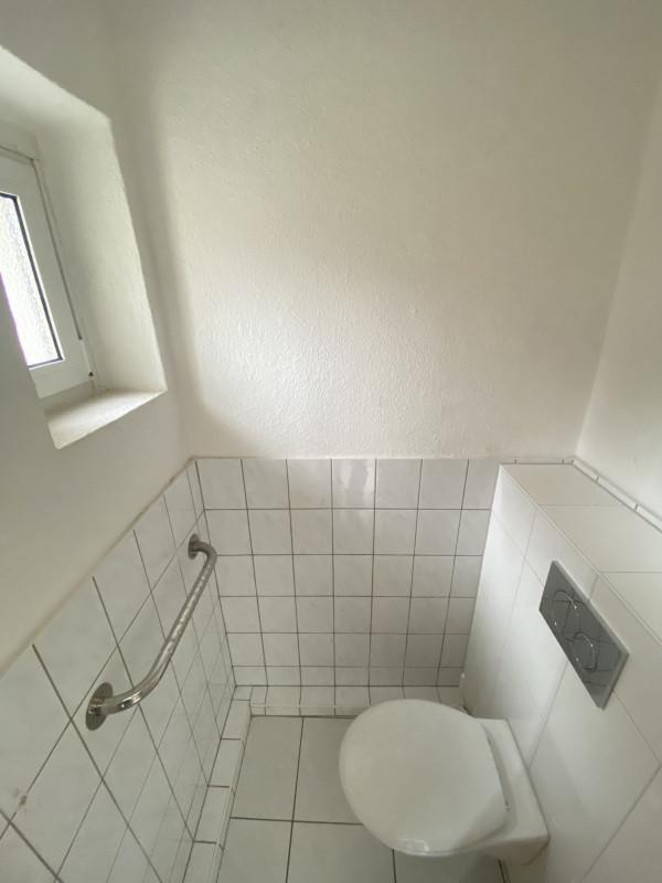 Sofort bezugsfertige 2-Raumwohnung in zentraler Wohnlage zu vermieten! zimmer