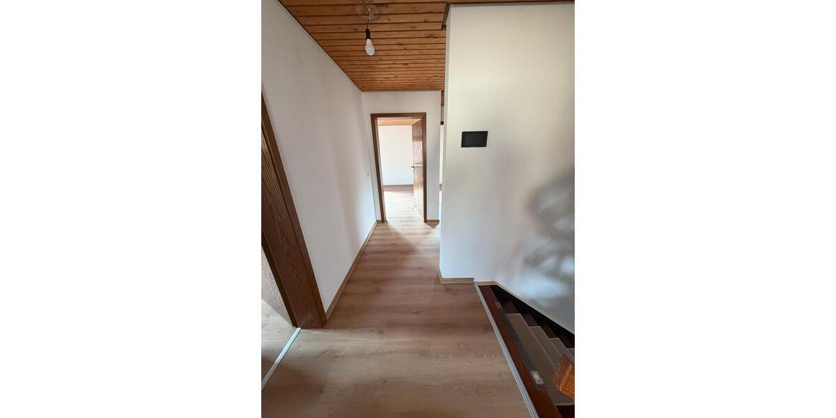 Maisonettenwohnung Elztal - 4 Zimmer, 110 m&sup2;, 1.000&euro; | Angebot:25977682