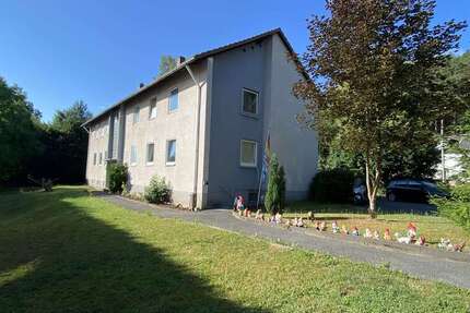 Wohnung Neustadt Wildenheid - 3 Zimmer, 72 m&sup2;, 310&euro; | Angebot:27242358