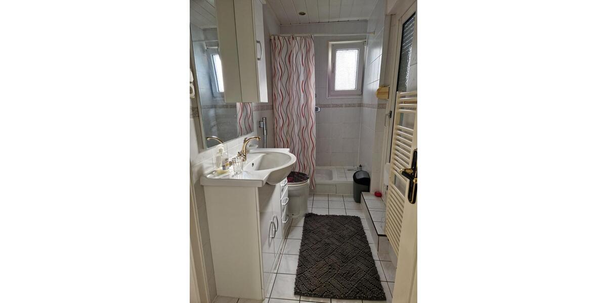 Möblierte Wohnung (86 m²) in Nümbrecht – flexibel 4 Wochen bis 12 3 zimmer