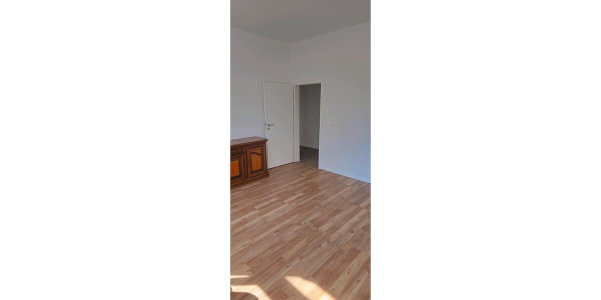 Etagenwohnung Reichenbach im Vogtland Obermylau - 4 Zimmer, 98 m&sup2;, 500&euro; | Angebot:26691497