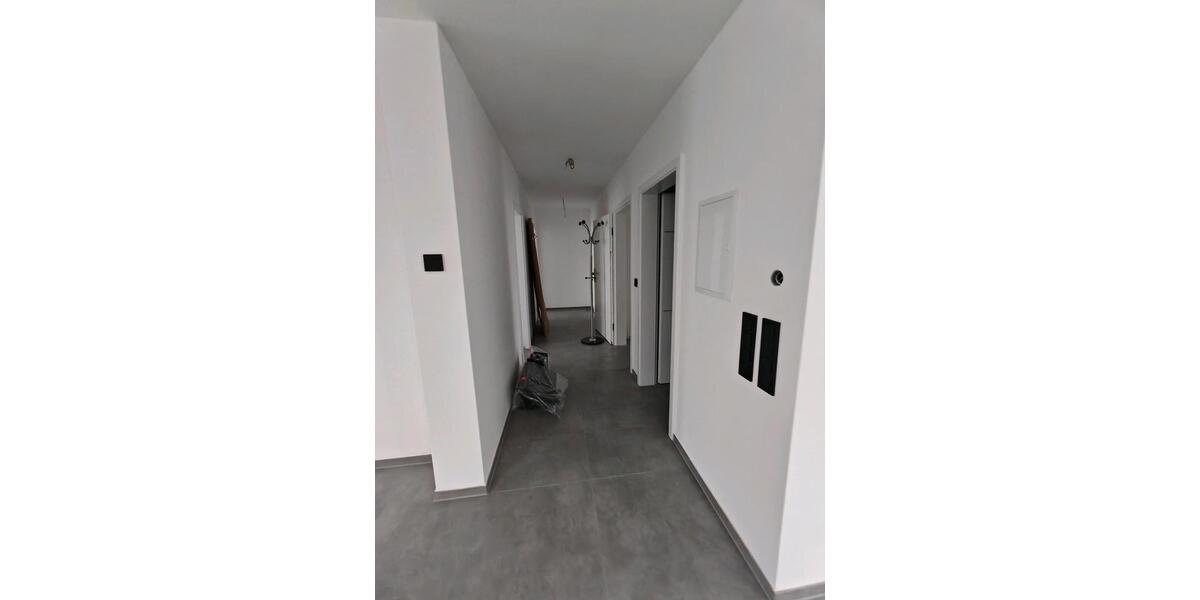 Etagenwohnung Bretten - 3 Zimmer, 76 m&sup2;, 1.100&euro; | Angebot:26677364