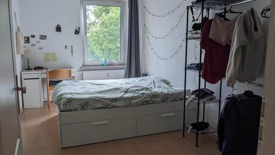 Wohnen auf Zeit Zwickau Zwickau-Nord - 3 Zimmer, 100 m&sup2;, 275&euro; | Angebot:26649052