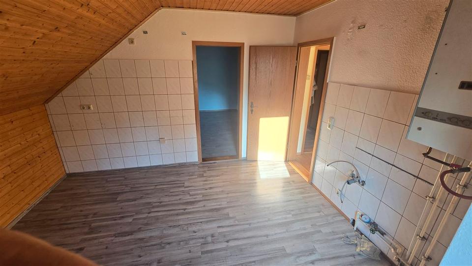 Dachgeschoßwohnung Ilmenau - 2 Zimmer, 45 m&sup2;, 319&euro; | Angebot:21312611