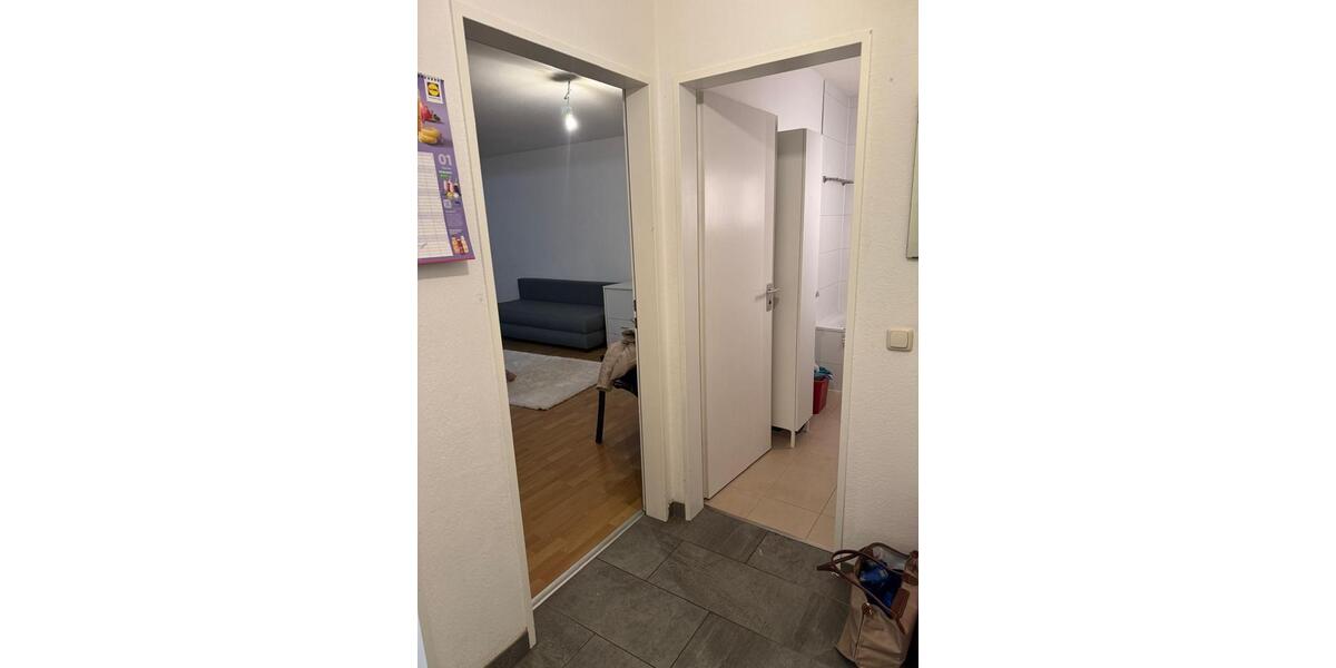 Großes WG Zimmer vollmöbliert für Studentin Garching 1 zimmer