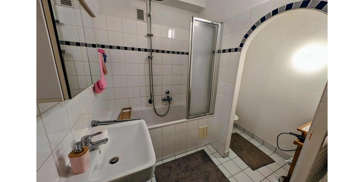 Wohnen auf Zeit Düsseldorf Stadtbezirk 3 - 5 Zimmer, 122 m&sup2;, 750&euro; | Angebot:26527693