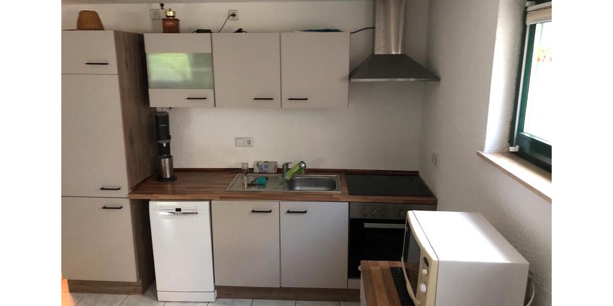 Erdgeschoßwohnung Leipzig Mitte - 2 Zimmer, 30 m&sup2;, 100&euro; | Angebot:26623862