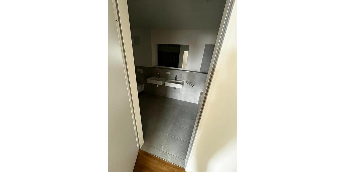 Etagenwohnung Meckenbeuren - 3 Zimmer, 85 m&sup2;, 1.210&euro; | Angebot:26532874
