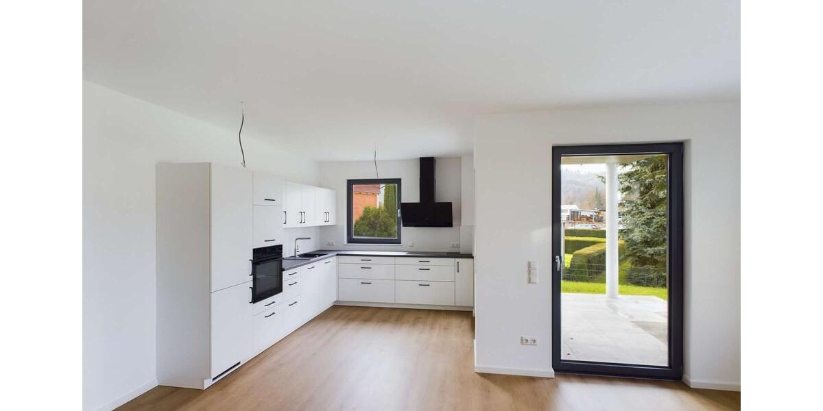 Erdgeschoßwohnung Rotenburg an der Fulda - 2 Zimmer, 75 m&sup2;, 895&euro; | Angebot:25991167