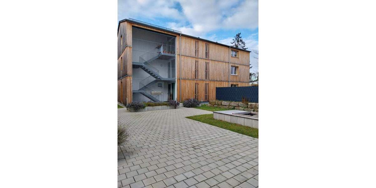 Etagenwohnung Radolfzell am Bodensee Böhringen - 4 Zimmer, 120 m&sup2;, 1.440&euro; | Angebot:25278598