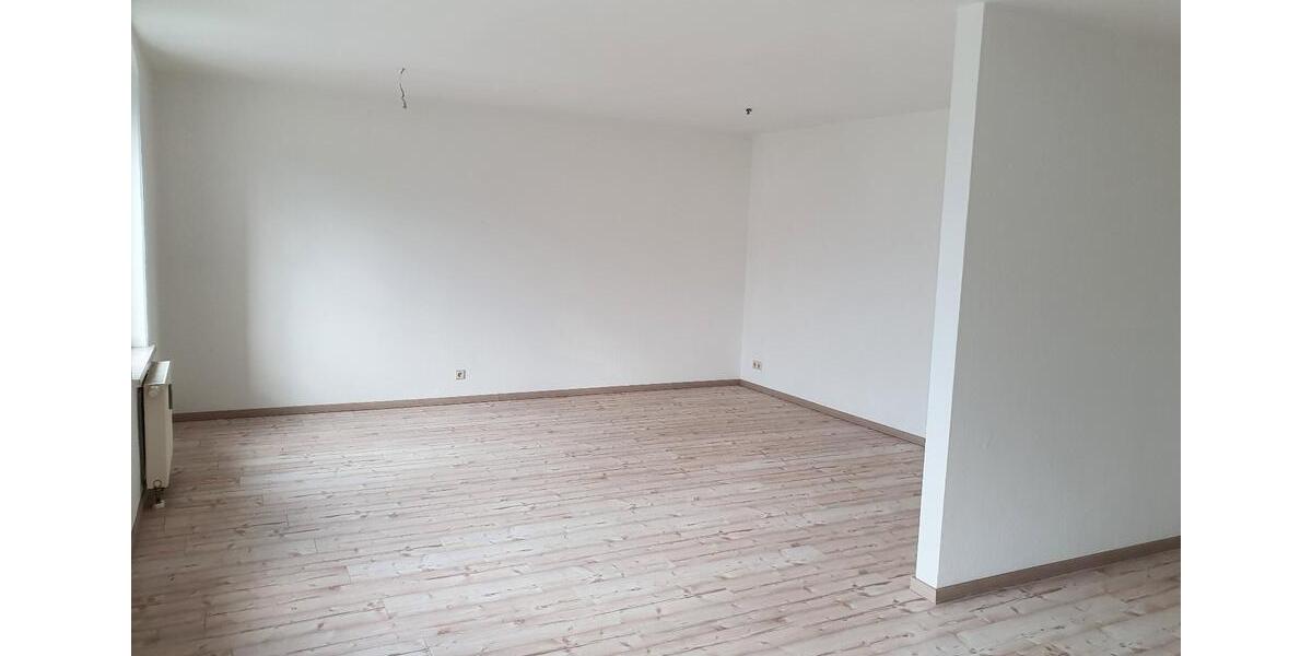 Etagenwohnung Marienberg - 1 Zimmer, 45 m&sup2;, 215&euro; | Angebot:26338046