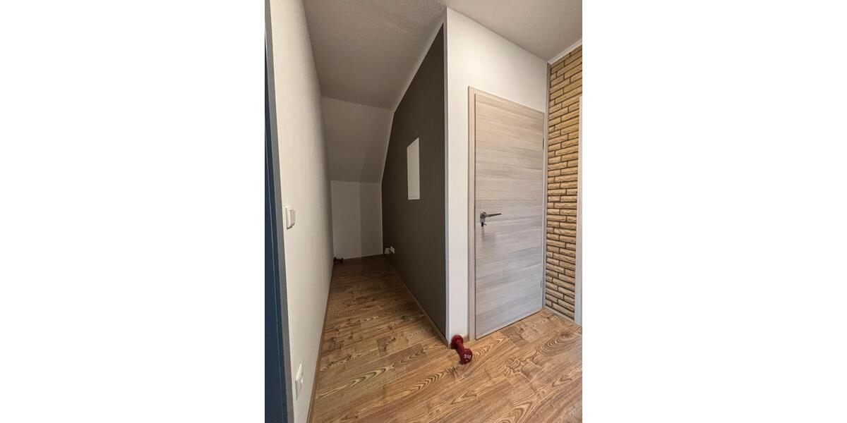 Dachgeschoßwohnung Vlotho - 3 Zimmer, 110 m&sup2;, 900&euro; | Angebot:26603551