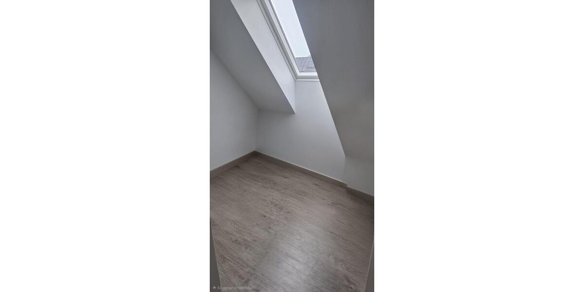 Dachgeschoßwohnung Barnstorf - 3 Zimmer, 72 m&sup2;, 581&euro; | Angebot:26482123