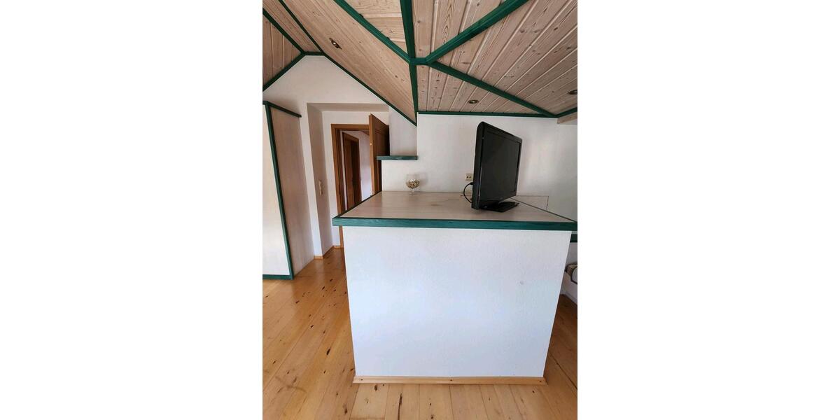 Maisonettenwohnung Neuburg an der Kammel - 3 Zimmer, 125 m&sup2;, 900&euro; | Angebot:25395618