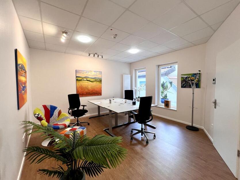 Stilvolles Einzelbüro im Kunsthaus 25 – ruhig & komfortabel - All-in-Miete