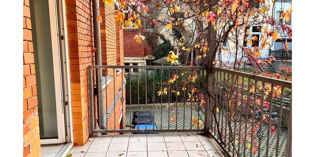 Etagenwohnung Plauen Stadtmitte - 3 Zimmer, 78 m&sup2;, 400&euro; | Angebot:26657190