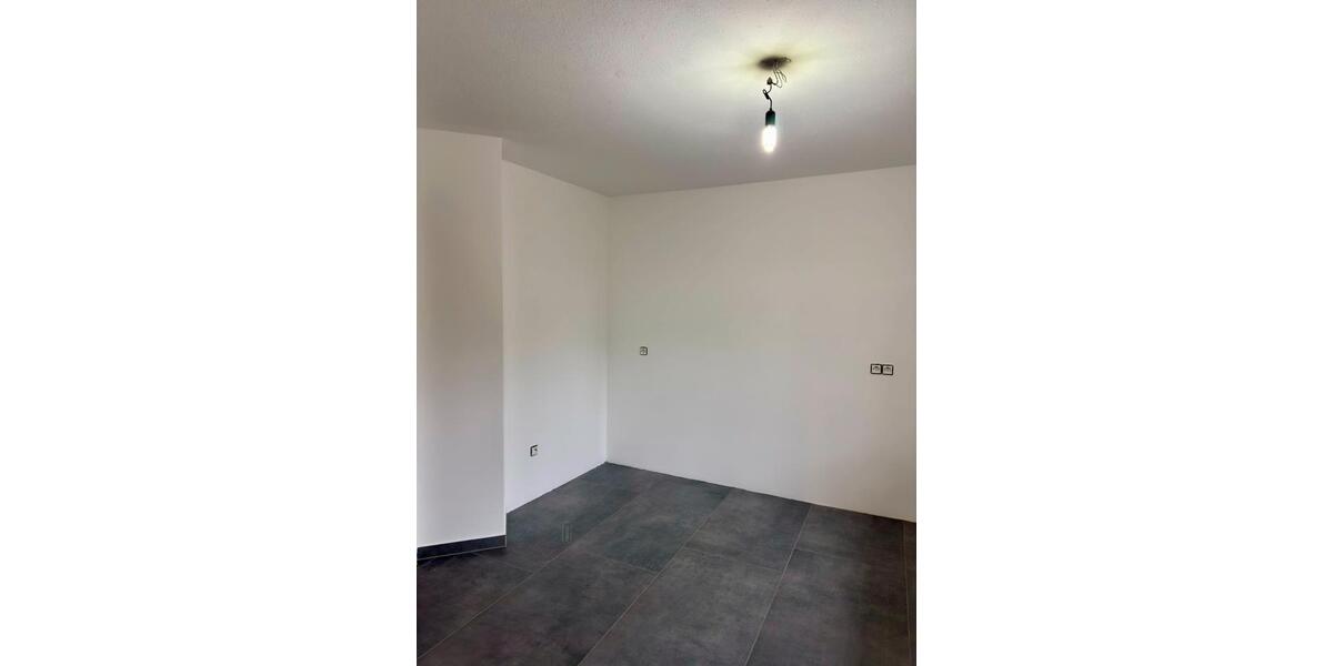 Etagenwohnung Karlsruhe Grötzingen - 4 Zimmer, 110 m&sup2;, 1.600&euro; | Angebot:24769327