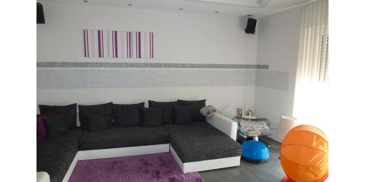 Doppelhaushälfte Hankensbüttel - 5 Zimmer, 170 m&sup2;, 1.000&euro; | Angebot:26542675