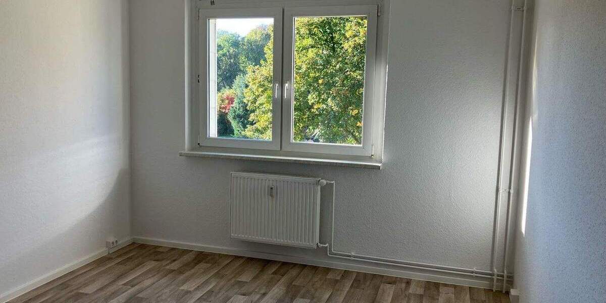 Etagenwohnung Tützpatz - 4 Zimmer, 81 m&sup2;, 500&euro; | Angebot:24530318