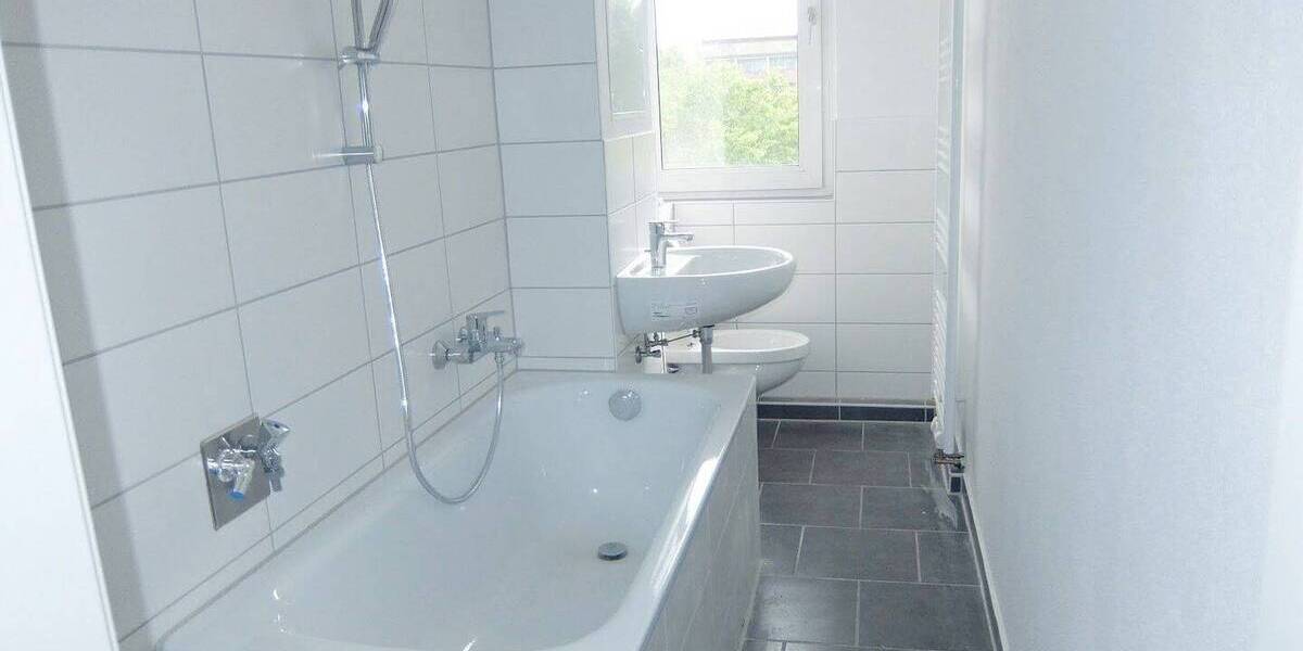 Etagenwohnung Döbeln Sörmitz - 3 Zimmer, 58 m&sup2;, 297&euro; | Angebot:26643483
