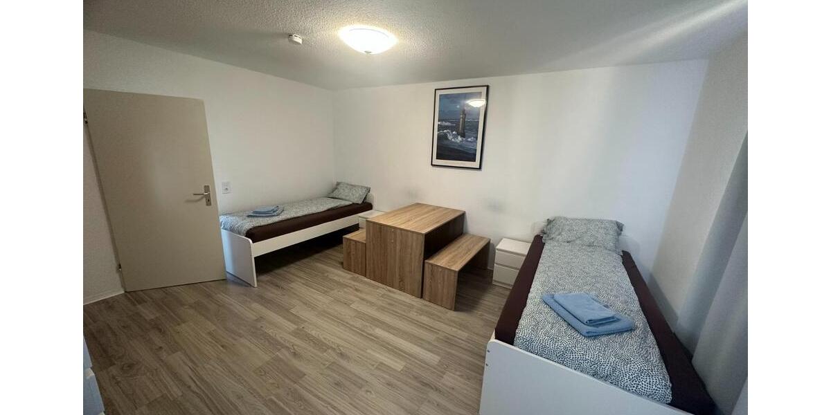 Wohnen auf Zeit Duisburg Rheinhausen - 75 Zimmer, 920 m&sup2;, 15&euro; | Angebot:22263010