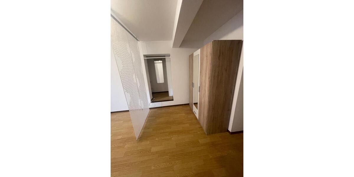 Etagenwohnung Trier Kürenz - 1 Zimmer, 24 m&sup2;, 350&euro; | Angebot:24964476