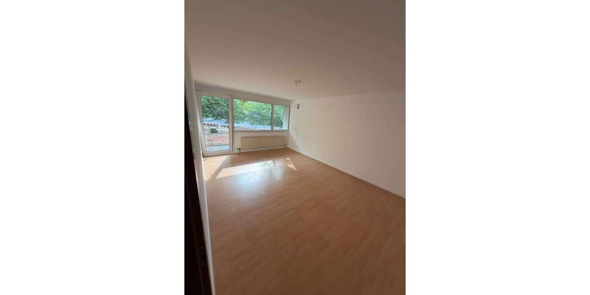 Etagenwohnung Gummersbach Halstenbach - 3 Zimmer, 81 m&sup2;, 425&euro; | Angebot:27008816