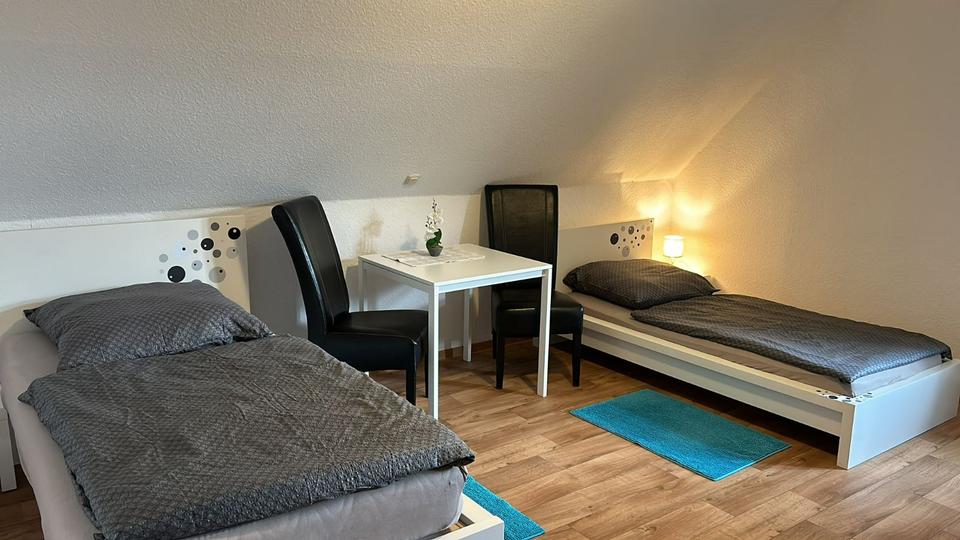Dachgeschoßwohnung Bösel - 3 Zimmer, 20 m&sup2;, 20&euro; | Angebot:25342412