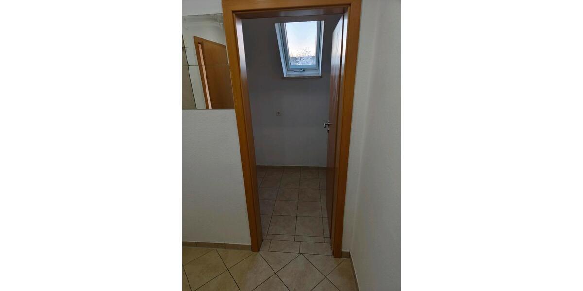 Dachgeschoßwohnung Großhabersdorf - 2 Zimmer, 62 m&sup2;, 850&euro; | Angebot:26039136