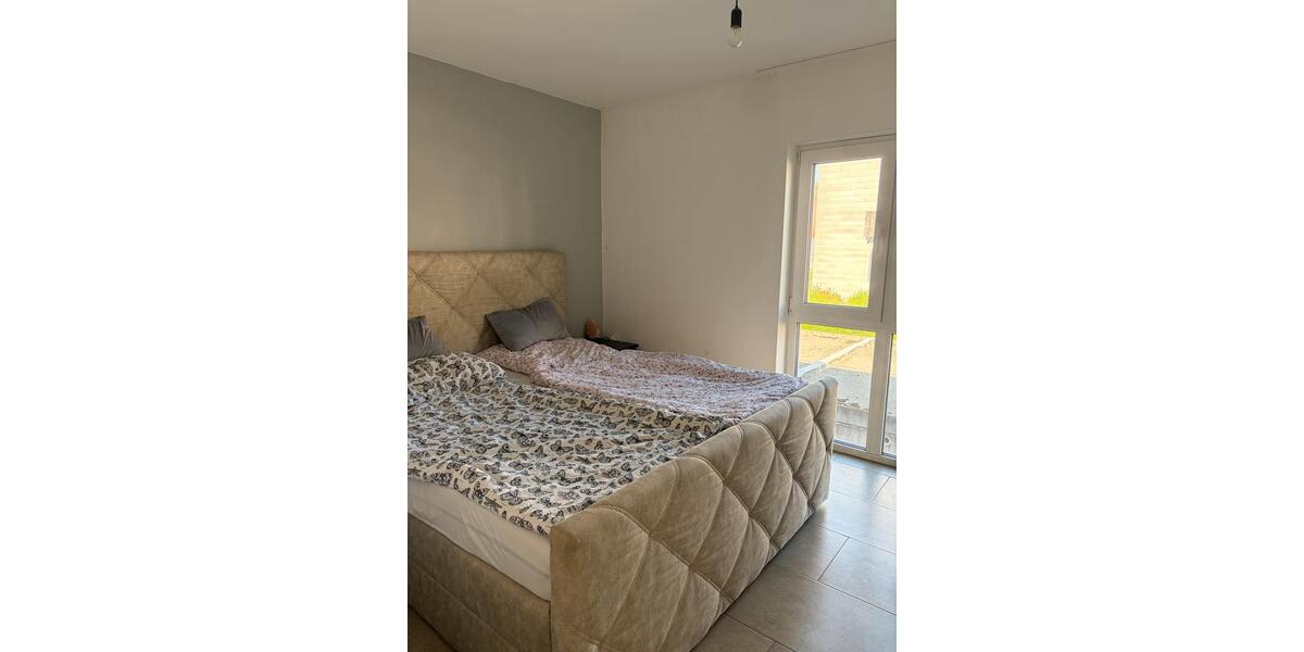 Etagenwohnung Essingen - 2 Zimmer, 75 m&sup2;, 1.290&euro; | Angebot:26699785