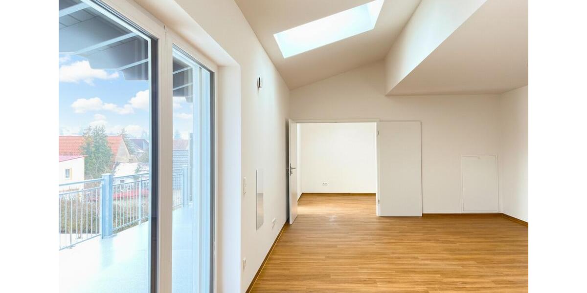 Dachgeschoßwohnung Riesbürg - 2 Zimmer, 72 m&sup2;, 900&euro; | Angebot:25351257