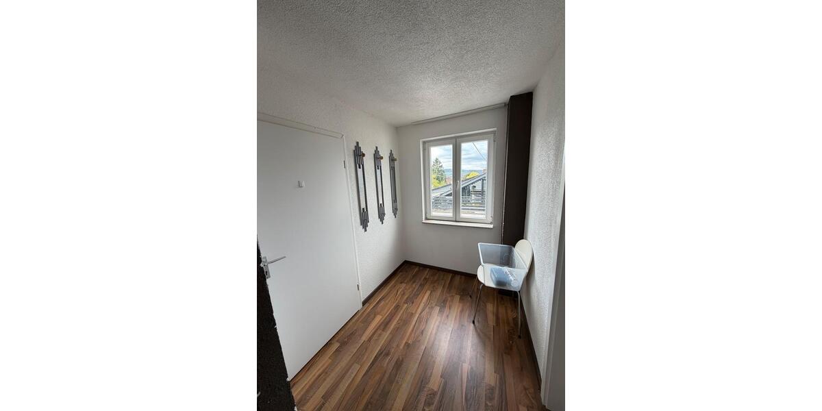 Dachgeschoßwohnung Völklingen - 3 Zimmer, 78 m&sup2;, 750&euro; | Angebot:26034284