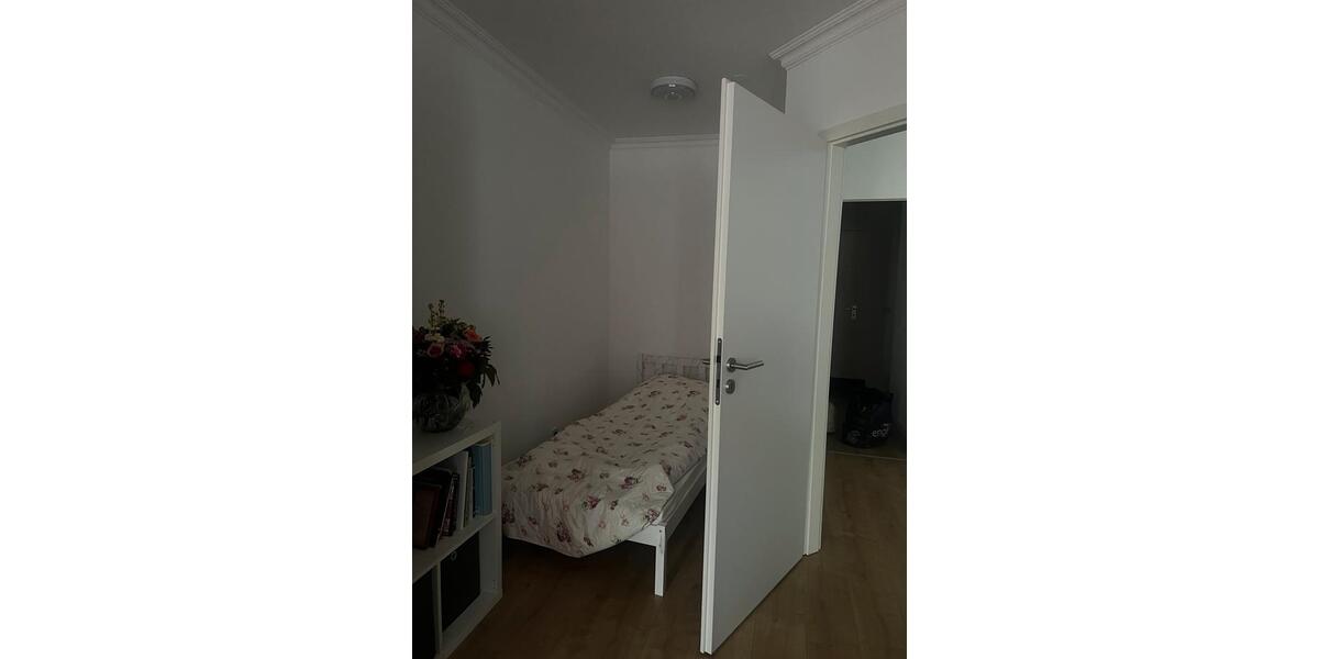 Wohnen auf Zeit Hannover Linden-Limmer - 3 Zimmer, 84 m&sup2;, 500&euro; | Angebot:26104974