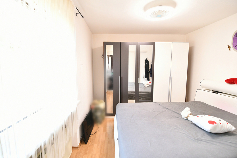 Moderne 4 Zi Maisonette mit 2 Schlafräumen mitten in Hornau