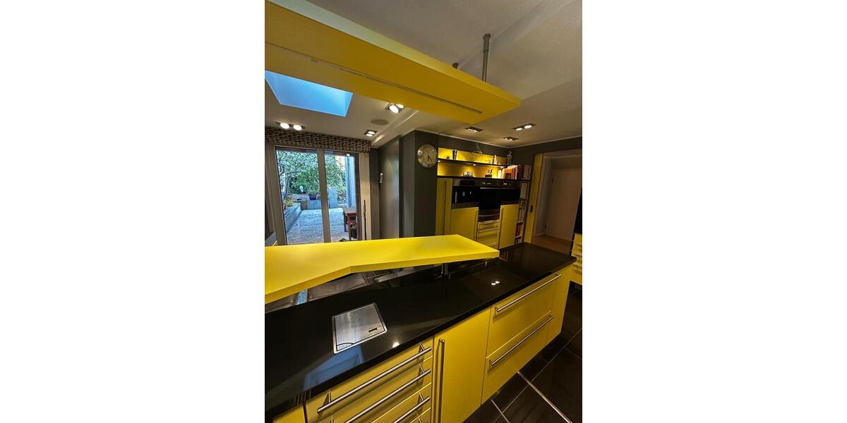 Doppelhaushälfte Wandlitz - 6 Zimmer, 300 m&sup2;, 2.000&euro; | Angebot:25720243