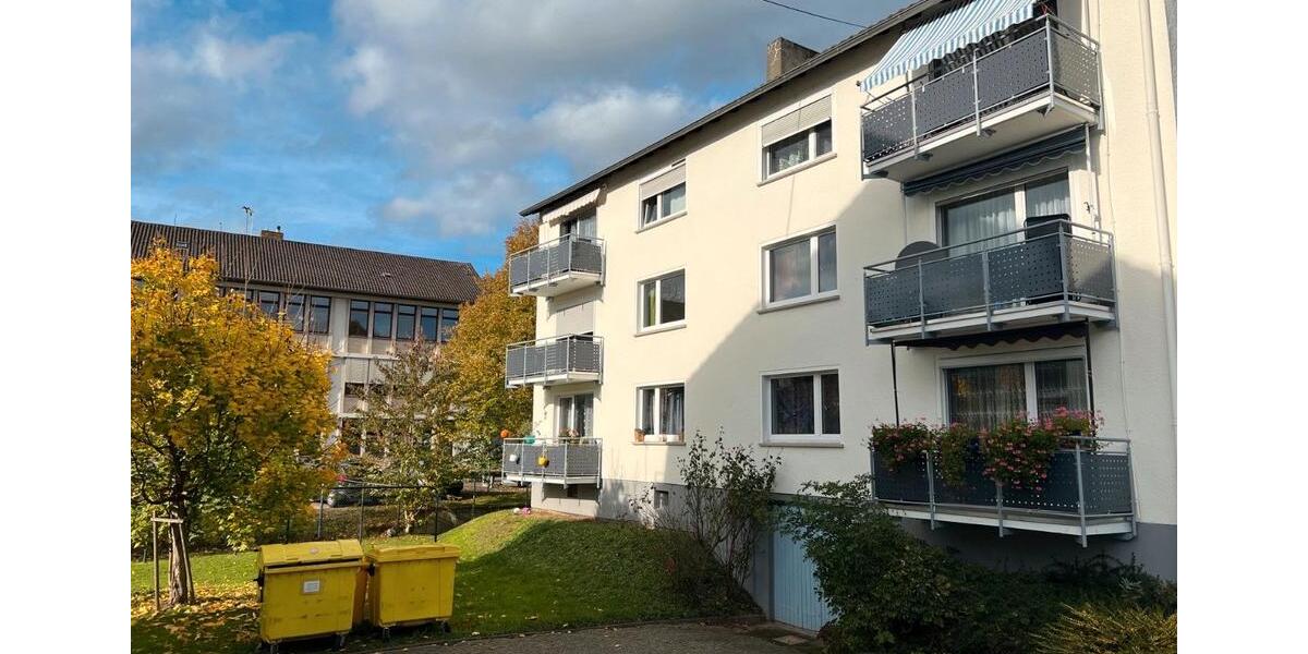 Helle 2-Zimmer-Wohnung im 2. OG rechts – ca. 60m² – zentrale Lage 2 zimmer