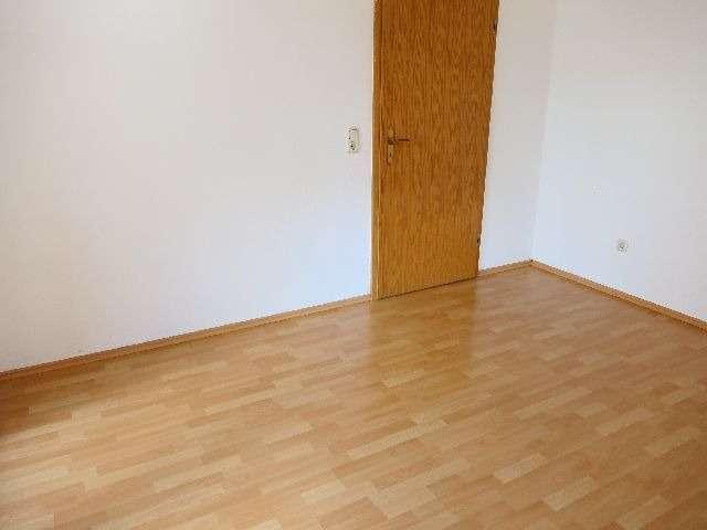 Etagenwohnung Lügde - 4 Zimmer, 95 m&sup2;, 415&euro; | Angebot:26461052