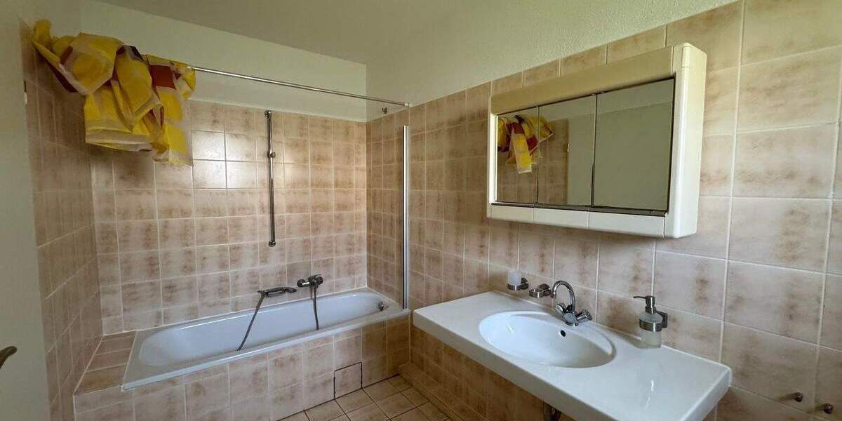 Reihenmittelhaus Binsfeld - 4 Zimmer, 122 m&sup2;, 979&euro; | Angebot:23962230