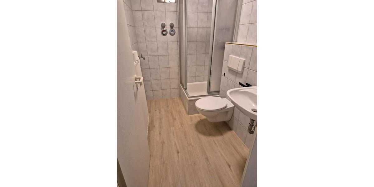 Dachgeschoßwohnung Auerbach/Vogtland Vogtland - 1 Zimmer, 50 m&sup2;, 270&euro; | Angebot:23674113