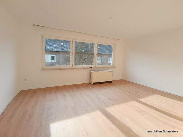 Etagenwohnung Duisburg Untermeiderich - 2 Zimmer, 61 m&sup2;, 500&euro; | Angebot:26723246