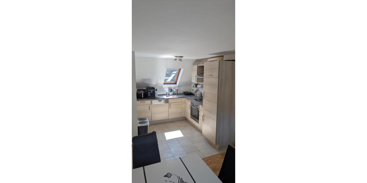 Dachgeschoßwohnung Papenburg - 3 Zimmer, 90 m&sup2;, 600&euro; | Angebot:27586237