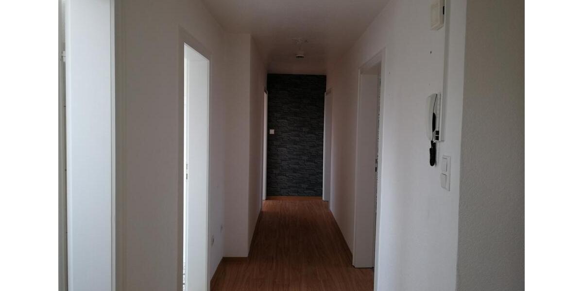 Dachgeschoßwohnung Wickede (Ruhr) - 3 Zimmer, 75 m&sup2;, 550&euro; | Angebot:26373562