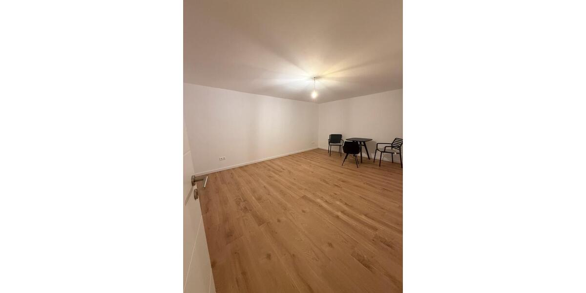 Erdgeschoßwohnung Hohenroda - 3 Zimmer, 120 m&sup2;, 1.050&euro; | Angebot:26075389