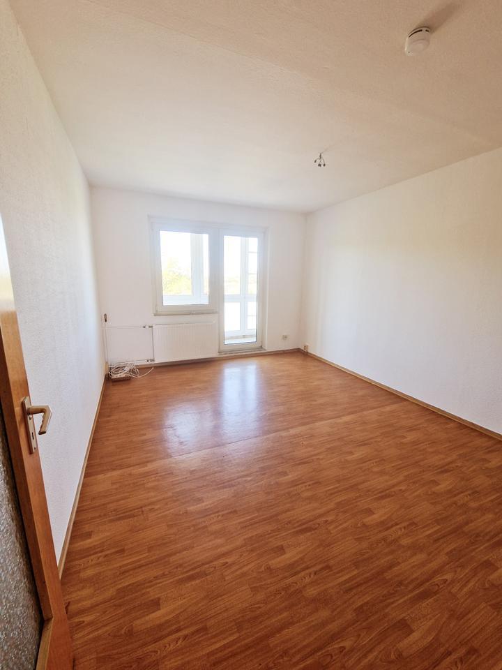 3-RaumWohnung mit Wanne und Weitblick