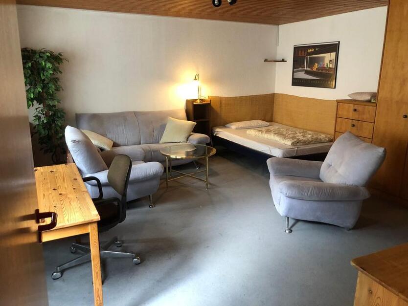 1-Zi.-Einliegerwohnung für PendlerStudierende in Asperg zimmer
