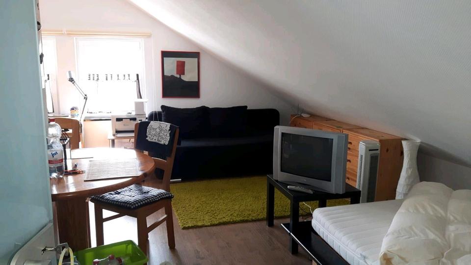 Dachgeschoßwohnung Meschede - 1 Zimmer, 35 m&sup2;, 380&euro; | Angebot:25046351