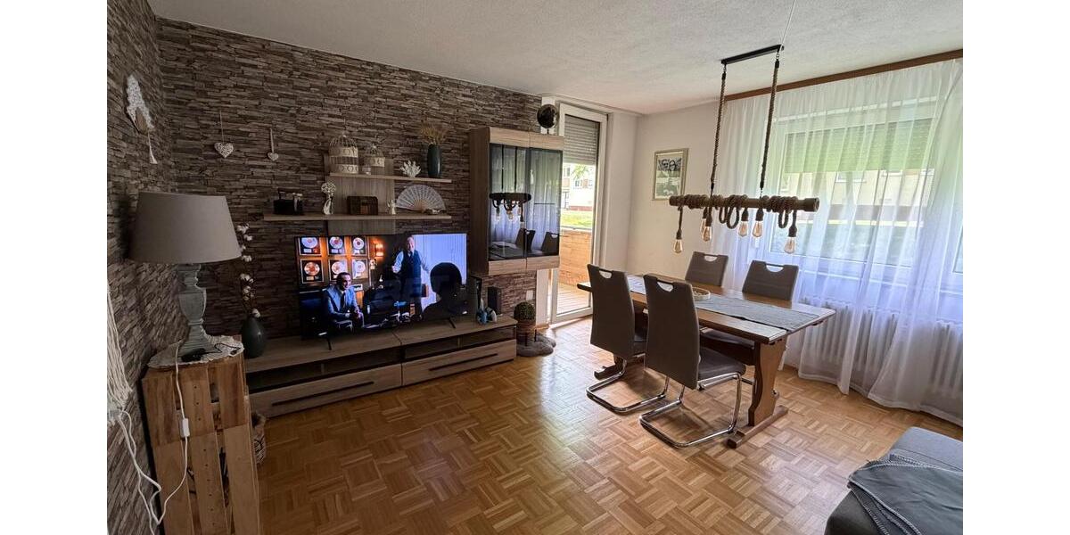Erdgeschoßwohnung Villingen-Schwenningen Schwenningen - 3 Zimmer, 71 m&sup2;, 1.220&euro; | Angebot:26611245