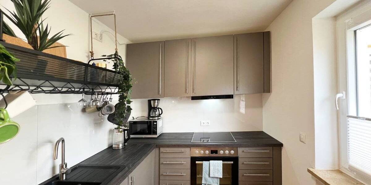 Etagenwohnung München Schwabing-Freimann - 4 Zimmer, 92 m&sup2;, 3.000&euro; | Angebot:26420182