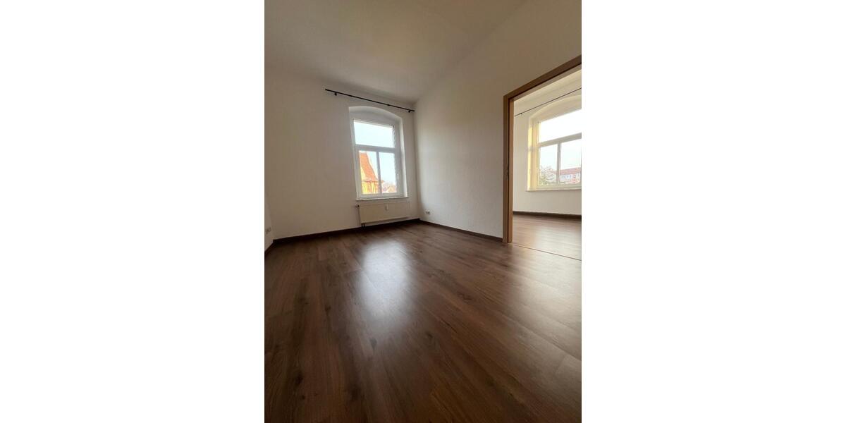 Etagenwohnung Zittau - 4 Zimmer, 78 m&sup2;, 470&euro; | Angebot:25887087