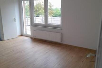 Tolle 2,5 Zimmer Wohnung mit großem Balkon in Steyerberg 2.5 zimmer